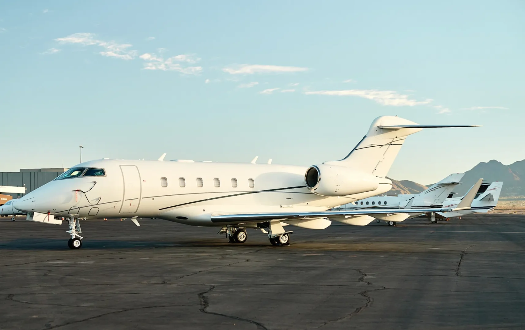 Super Midsize Jet