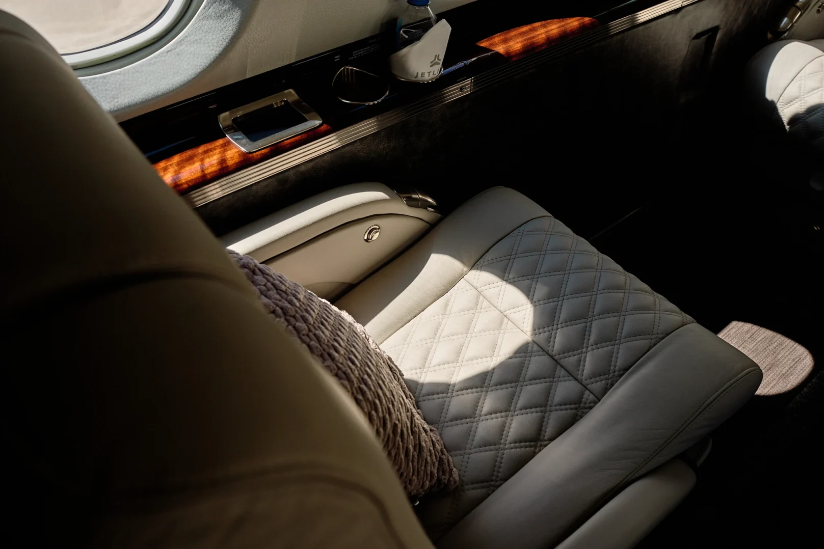 Midsize Jet