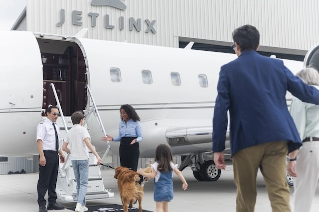 Jet Linx supports Members through every stage of the process, including aircraft selection, contract review, inspection, acceptance, closing, and ongoing management.